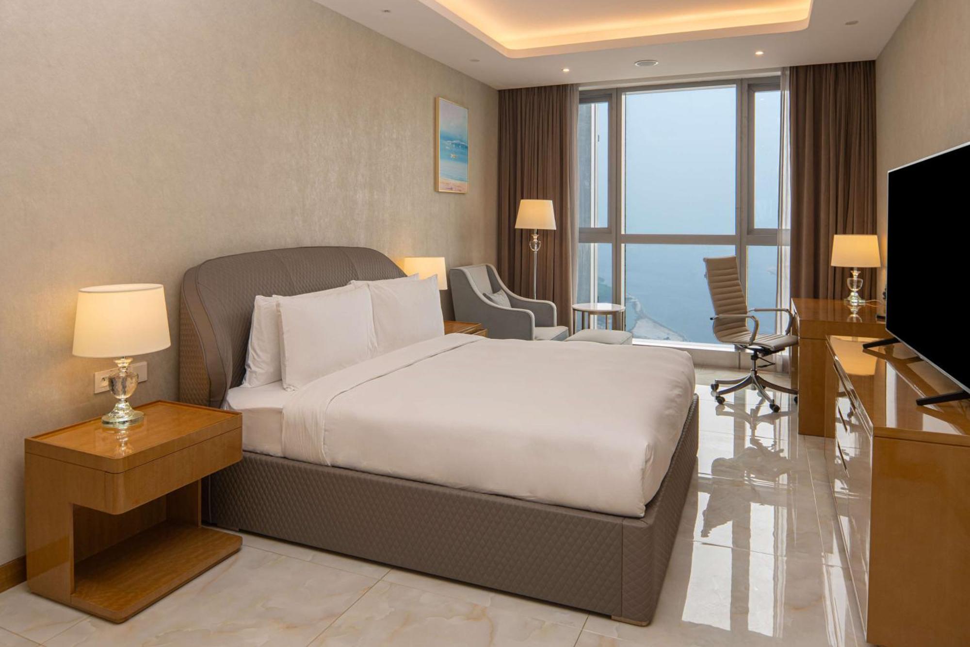 Hilton Brazzaville Les Tours Jumelles Hotel & Residences エクステリア 写真