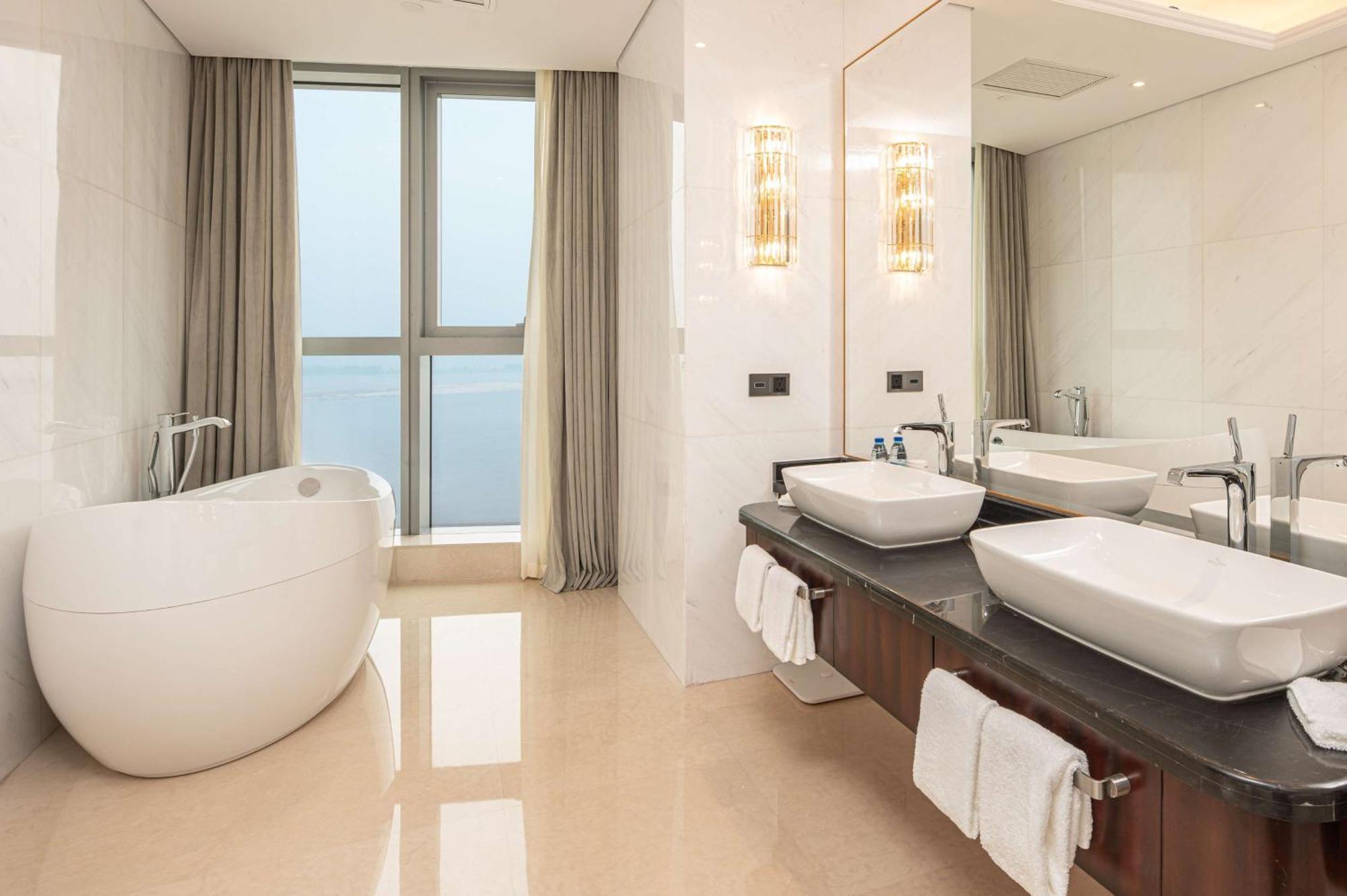Hilton Brazzaville Les Tours Jumelles Hotel & Residences エクステリア 写真